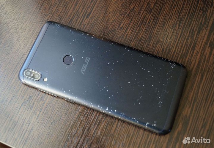 ASUS ZenFone Max Pro M1 ZB602KL, 4/64 ГБ