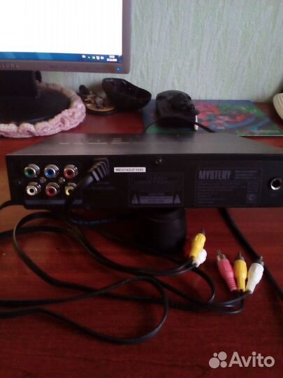 Видеоплеер DWD CD mystery(MDV-742UM)