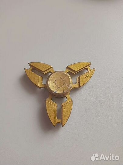 Металлической спиннер