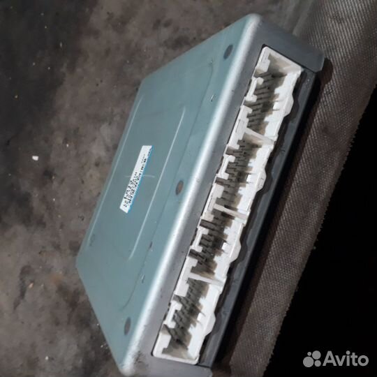 Блок эбу L813 18 881Н Мазда 6 GG двс 1,8