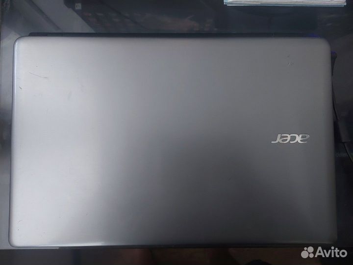 Продаю ноутбук Acer V5-561G