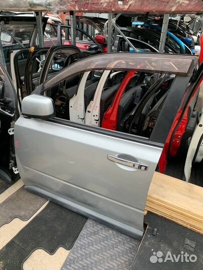Передняя левая дверь Ниссан Икстрейл T31