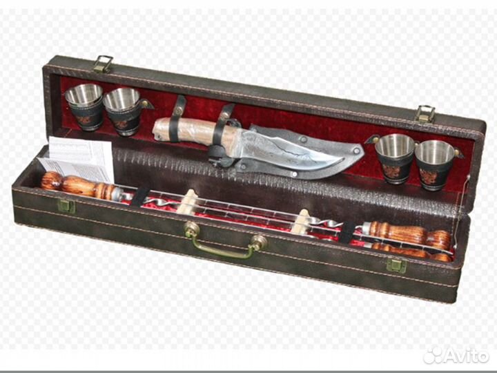 Подарочный шашлычный набор шампура в чемодане