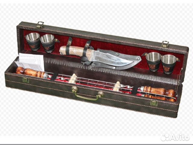 Подарочный шашлычный набор шампура в чемодане