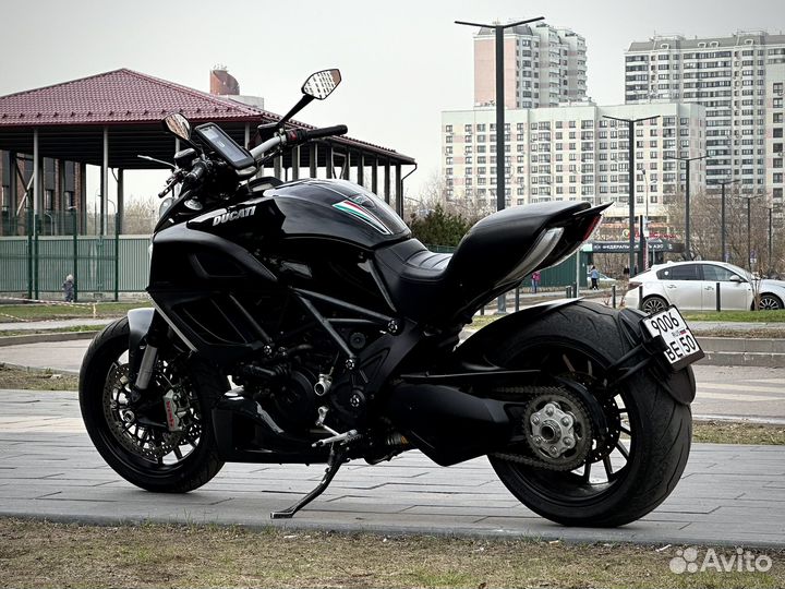 Ducati Diavel Carbon
