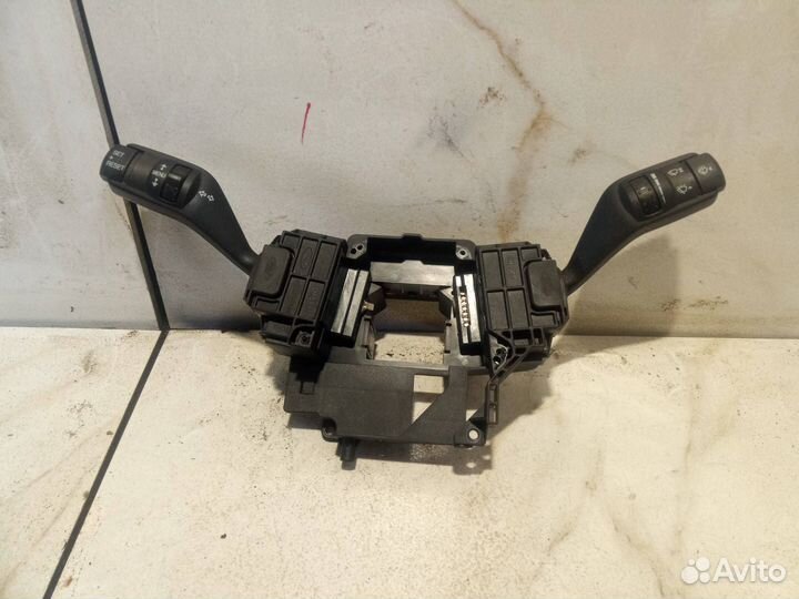 Переключатель подрулевой (стрекоза) Ford Focus 2