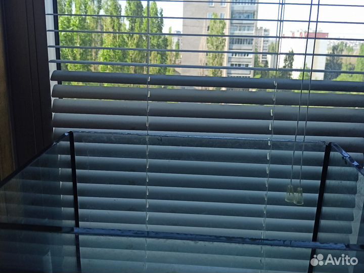 Аквариум для рыб с крышкой