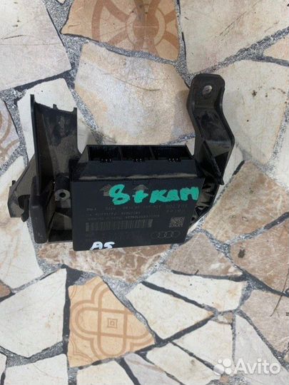 Блок управления парктрониками Audi A5 купе 1.8