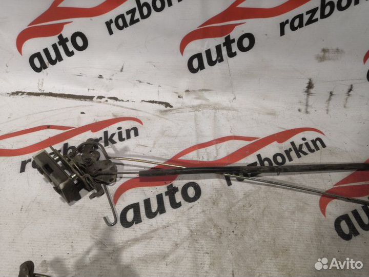 Замок боковой двери задний правый Ваз 2110 седан