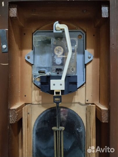 Часы настенные Янтарь СССР маятниковые