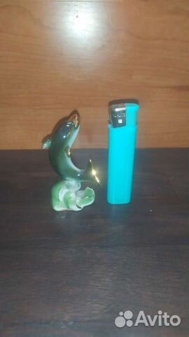 Статуэтка дельфин