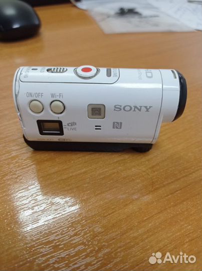 Продам экшн камеру Sony hdr az1