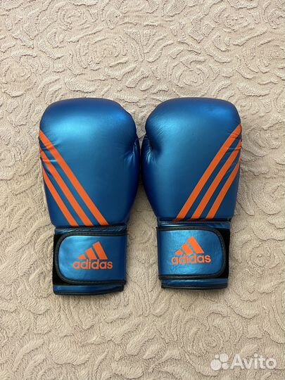 Боксерские перчатки Adidas Speed 100