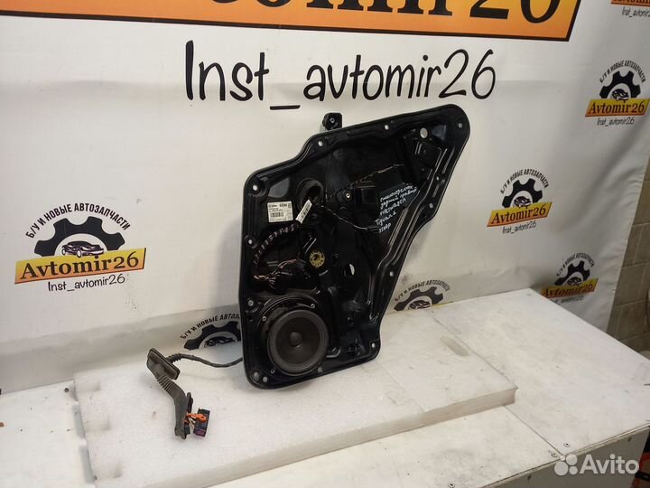 Стеклоподъемник задний правый Tiguan 1