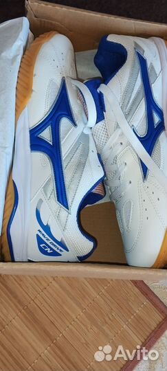 Кроссовки мизуно волейбольные