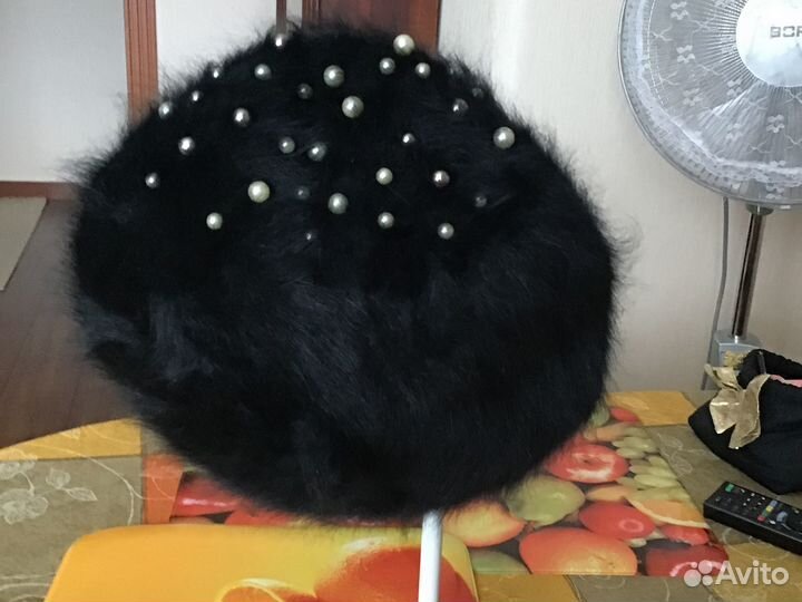 Берет женский