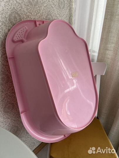 Ванночка для купания и комод пластик