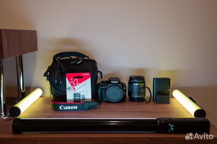 Фотоаппарат Canon 100D + комплект