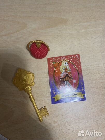 Кукла эвер афтер хай эппл вайт