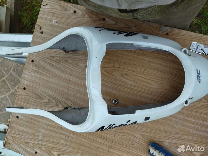 Пластик на kawasaki ниндзя zx 9r 2001г.в