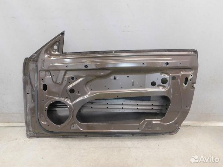 Дверь передняя правая Mercedes-Benz E-Class