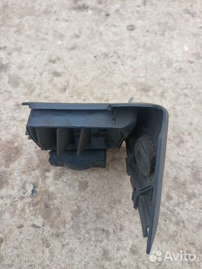 Дефлектор воздуха левый Mercedes S-Class W220