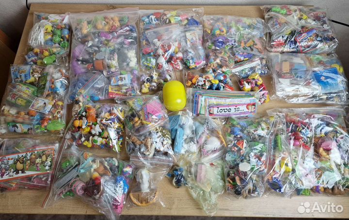 Киндер игрушки