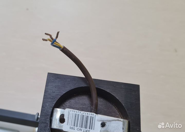 Светильник потолочный