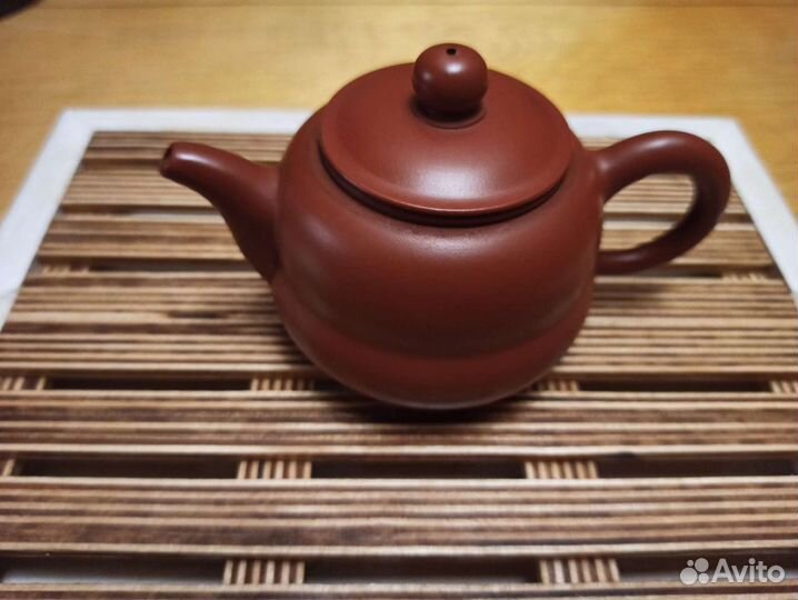 Чайник из исинской глины