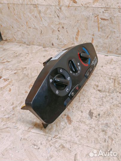 Блок управления печкой Chery Tiggo (T11)
