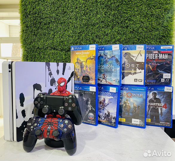 Sony PlayStation PS4 slim + 700 игр