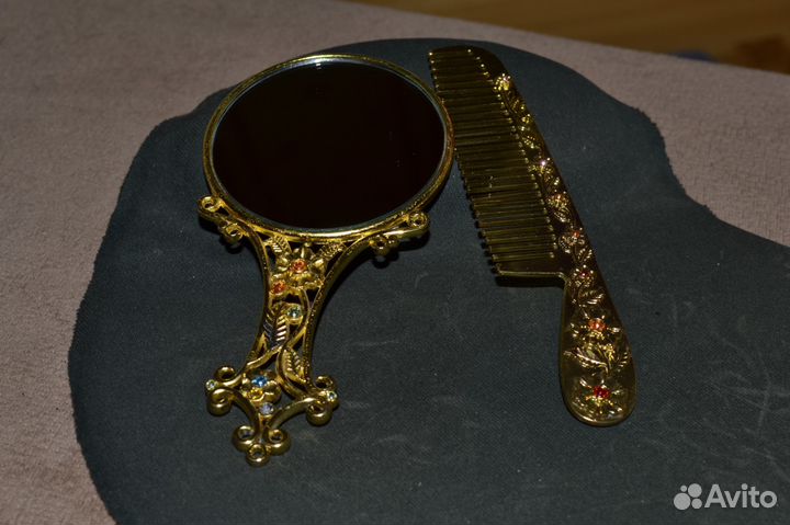 Декоративные зеркальце+расческа