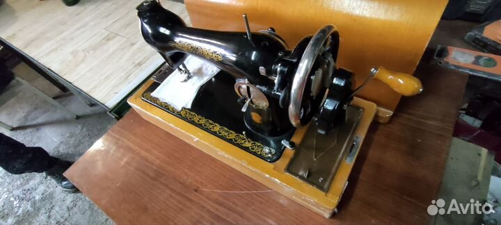 Швейная машинка Подольск СССР 1958г