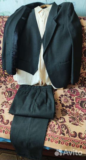 Мужской костюм