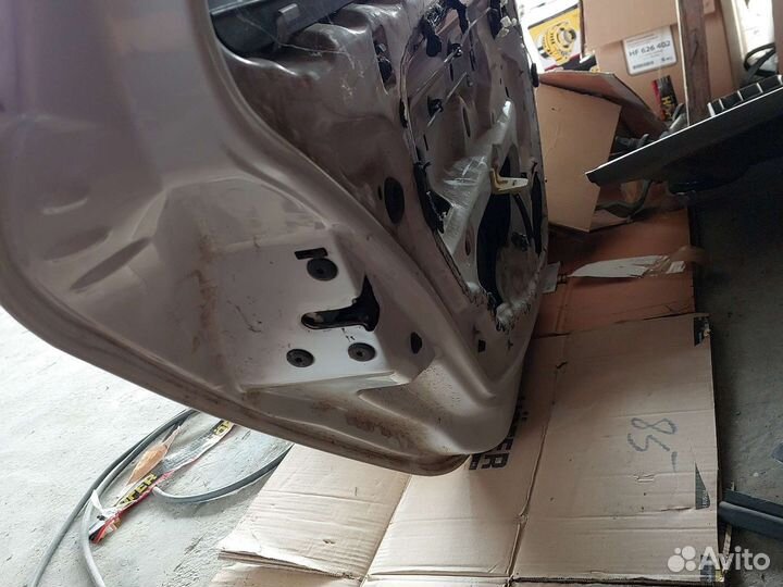 Дверь renault symbol