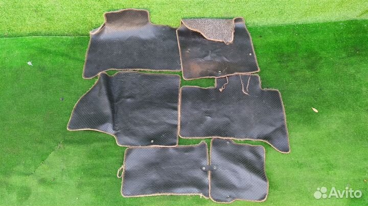 Коврики комплект Mitsubishi Dingo CQ2A 4G15 1999