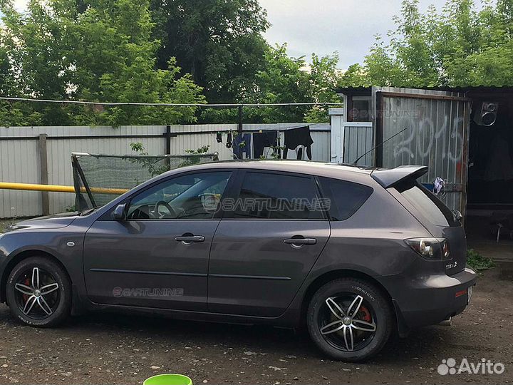 Спойлер Мазда Mazda 3 BK хетчбек стоп-сигнал