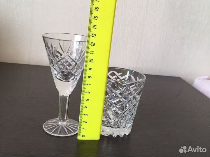 Хрустальные фужеры и стаканы
