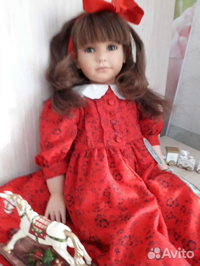 Кукла виниловая коллекционная