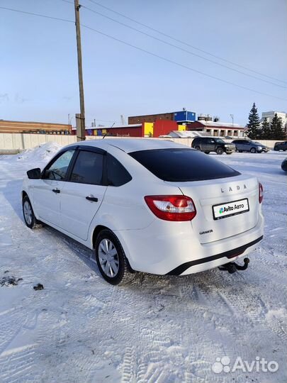 LADA Granta 1.6 МТ, 2019, 145 000 км