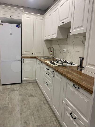 1-к. квартира, 43 м², 1/5 эт.