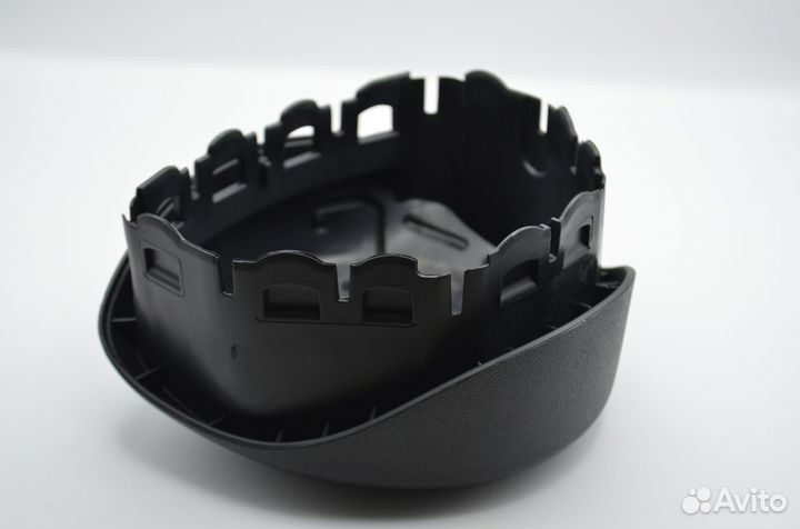 Рулевая накладка Mercedes E (W213)