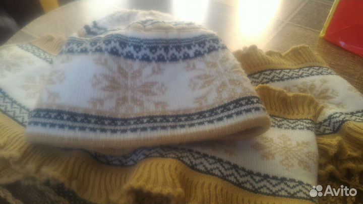 Комплект шапка и шарф