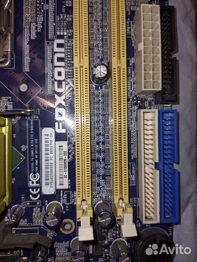 Материнка сокет775,370