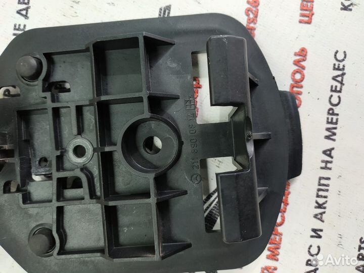 Крепление аварийки w211 Mercedes