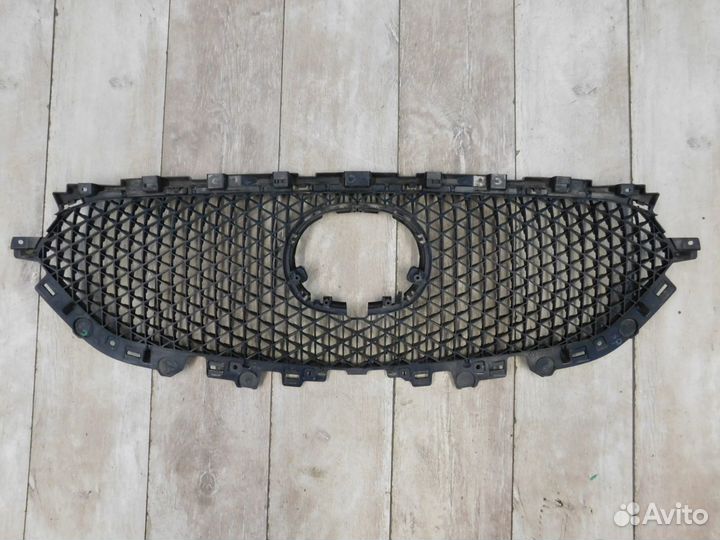 Решетка радиатора Mazda CX-5 2 2017
