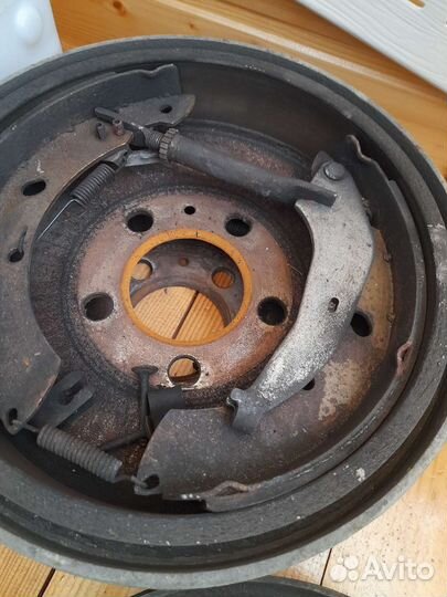 Барабанные тормоза Skoda Rapid