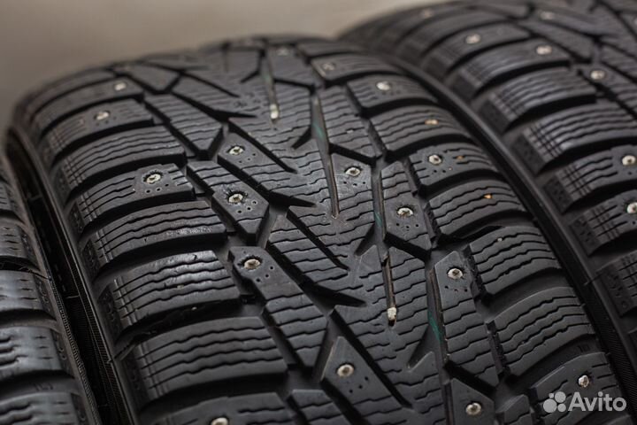 Колёса зимние R17 с датчиками Nokian nordman 7 215