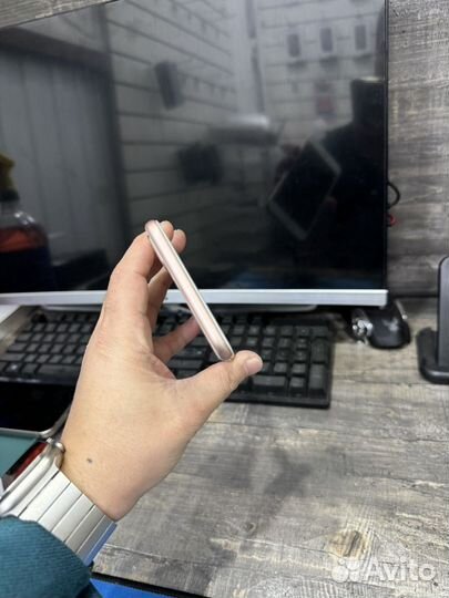 iPhone 8 Plus, 64 ГБ