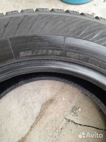 Yokohama Ice Guard IG65 215/65 R16 102T